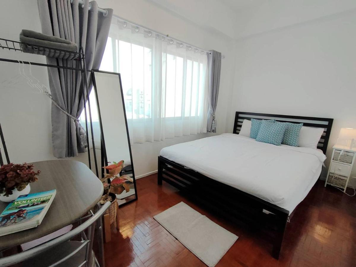 24 Poshtel Chiangmai Hostel Csiangmaj Kültér fotó