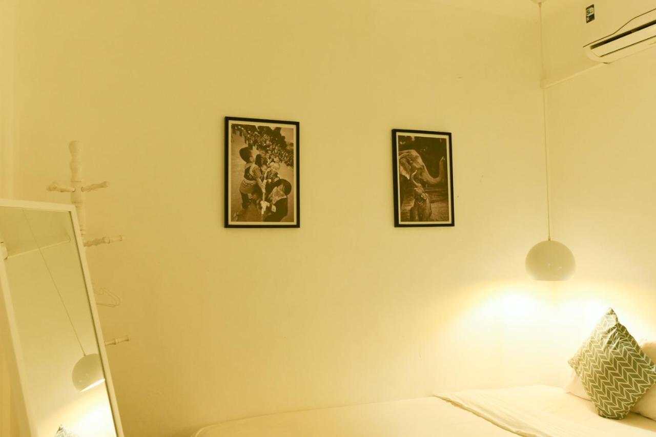 24 Poshtel Chiangmai Hostel Csiangmaj Kültér fotó